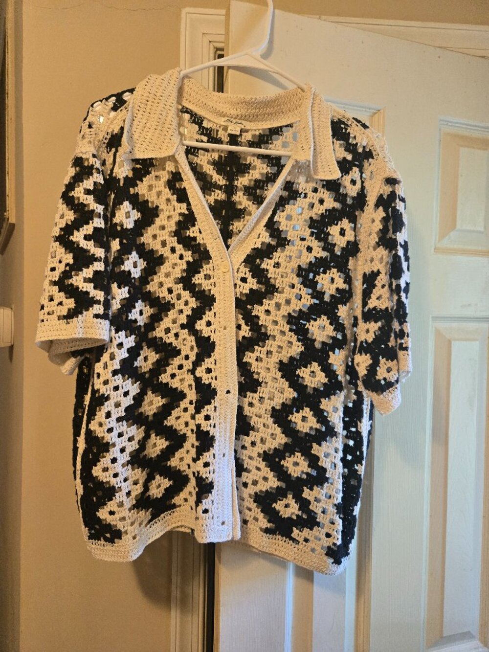 Ultra Pink crocheted black/off white sweater XL